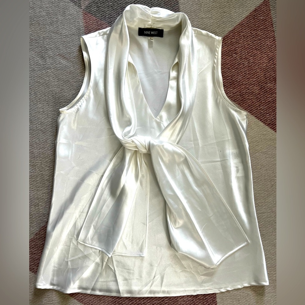 Nine West white satin sleeveless blouse with tie